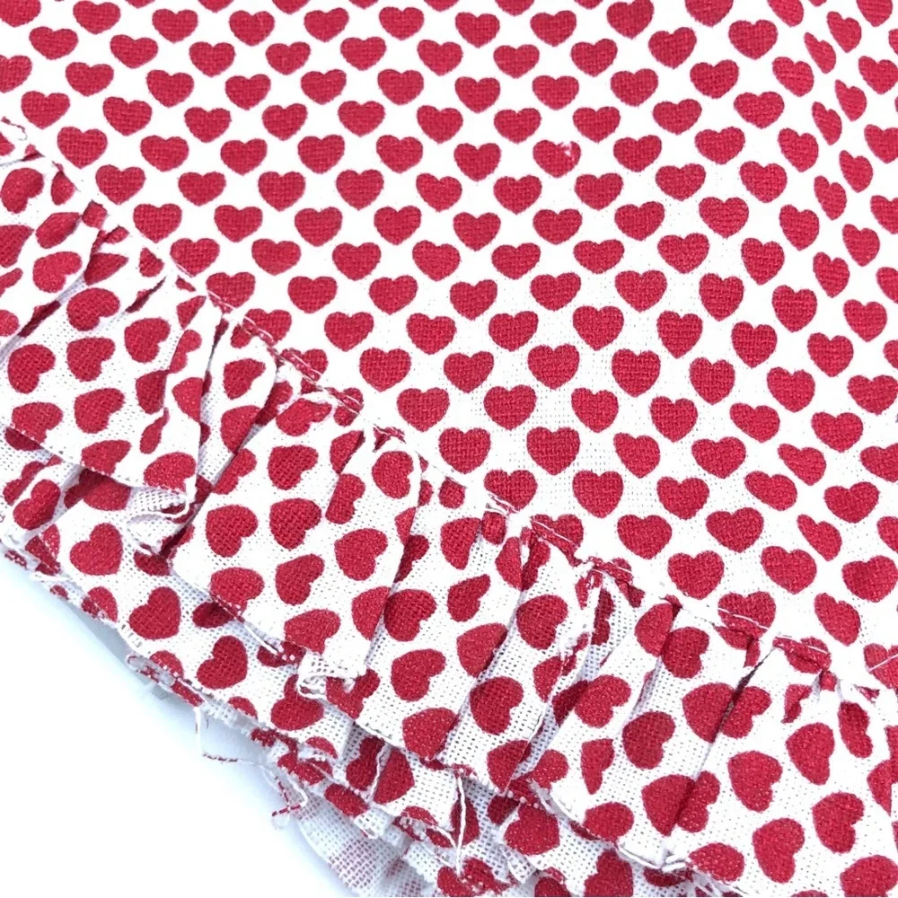 Nicole Miller Home Red White Heart Shaped Ruffled Edge Country Dining Placemats